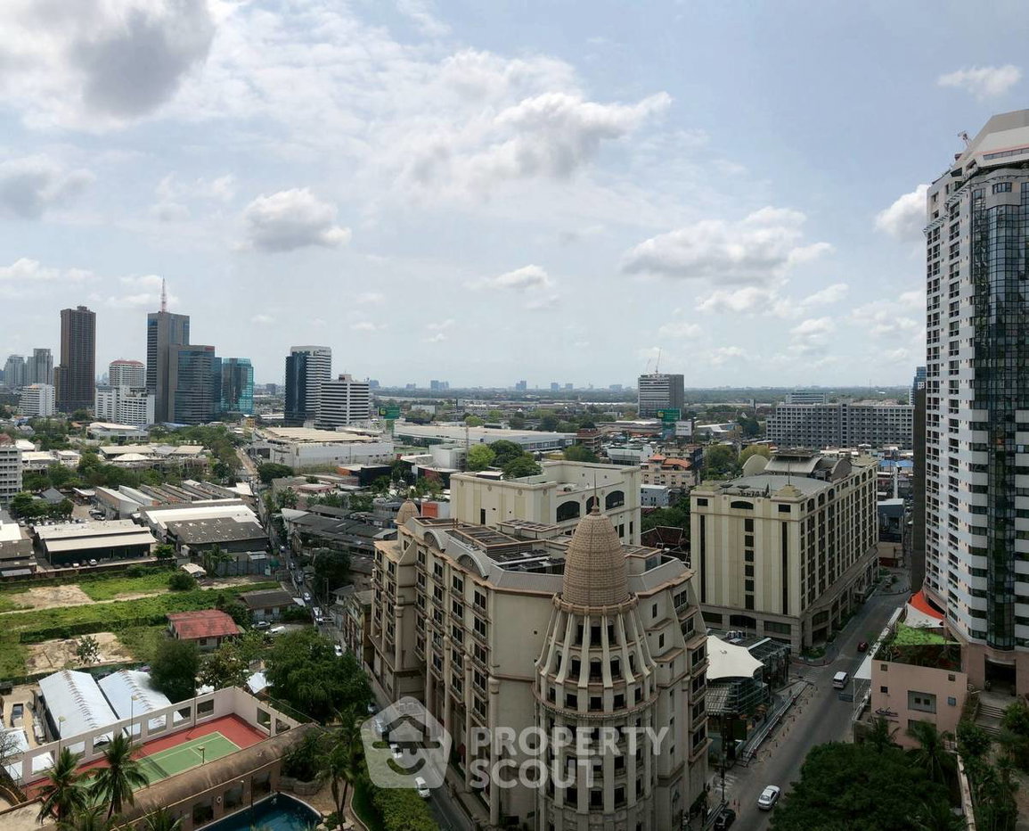 picture 2-BR Condo, The Lumpini 24, 55 Sqm, Near BTS Phrom Phong (ID 3064754) - 12/12
