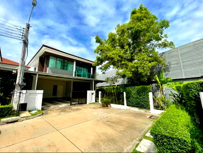 Houses for rent National Institute of Development Administration (NIDA) : 🏡 Modern Family Home for Rent | Setthasiri Krungthep Kreetha ⭐ 