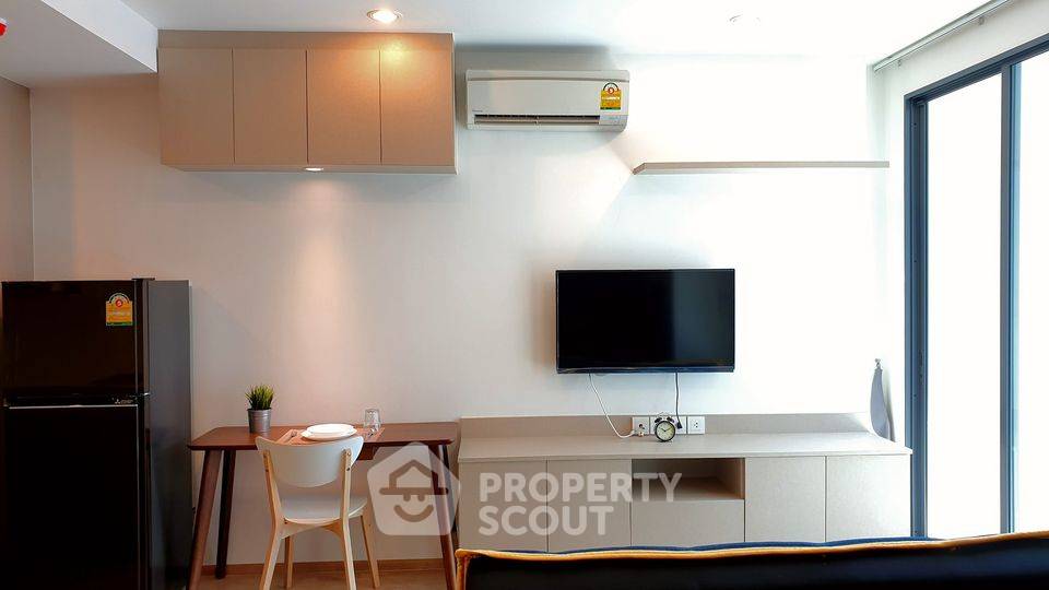 picture 1-BR 34 Sqm, 16th-Floor At Ideo Q Chula Samyan near MRT Sam Yan (ID 382038) - 8/14