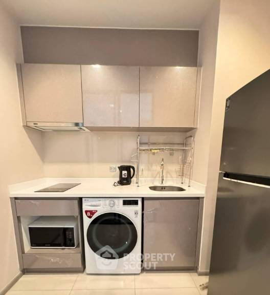 picture Attractive Price 1-BR 36 Sqm Condo At Life Asoke - Rama 9, 300m To MRT Phra Ram 9 (ID 3048948) - 2/3