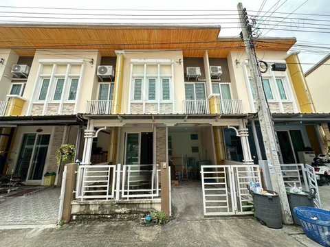 ให้เช่าคอนโด โกลเด้น ทาวน์ 2 อ่อนนุช - ลาดกระบัง อาคาร ชั้น 3 ห้องนอน ขนาด 100 ตรม ใกล้ The Paseo Park ลาดกระบัง