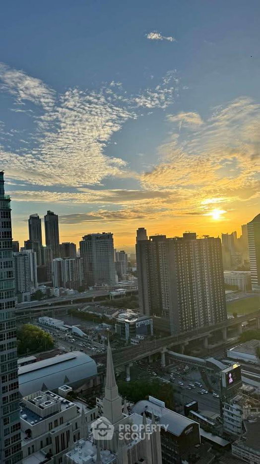 picture High-Floor 1-BR 80 Sqm At Villa Asoke, 200m to MRT Phetchaburi (ID 3066011) - 1/30