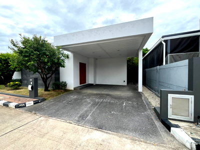ขายบ้านเดี่ยว : ขาย | Pool Villa ชั้นเดียว ในโครงการหรู ✨ บ้านหรูพร้อมสระว่ายน้ำส่วนตัว ระบบรักษาความปลอดภัย 24 ชั่วโมง ทำเลชานเมือง ใกล้โรงเรียนนานาชาติ  #CHD101835