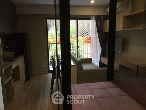 1-BR Condo For Rent, Blossom Condo @ Sathorn-Charoenrat, 30 Sqm Near BTS Surasak (ID 2229800)