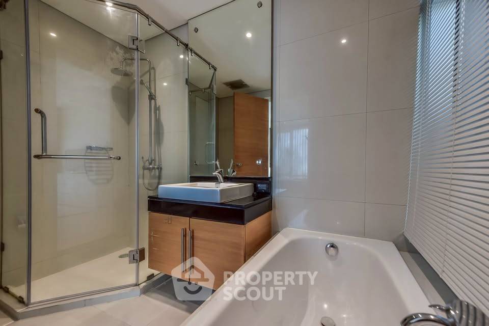 รูป คอนโด 2 ห้องนอน ขนาด 96 ตร.ม. ชั้น 18 Fullerton Sukhumvit ใกล้ BTS เอกมัย 400 ม. (ID 3062973) - รูปที่ 12/14