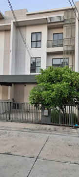 For Rent Townhouse/Townhome , Villa Albero Rama 9 - Srinakarin , ARL-Ban Thap Chang , Thap Chang , Saphan Sung , Bangkok , CX-162879 â
Live chat with us ADD LINE @connexproperty â