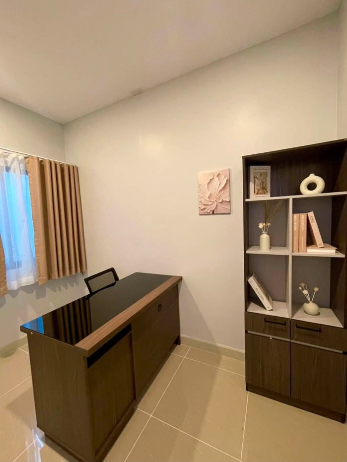 picture Modern Townhome in a Secure Community • Small Pets Welcome - 4/13