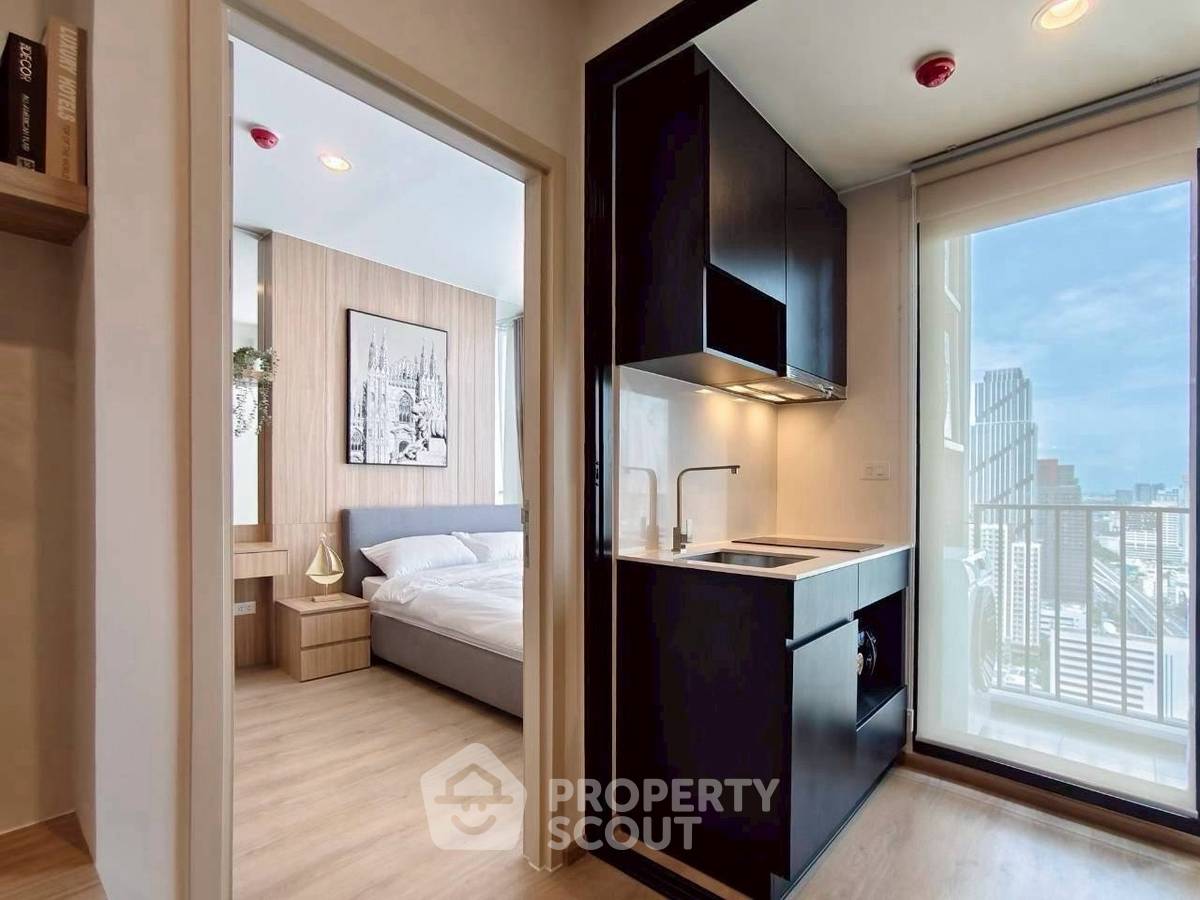 picture High-Floor 1-BR 30 Sqm At Nue District R9, MRT Phra Ram 9 (200m) (ID 3063437) - 13/17