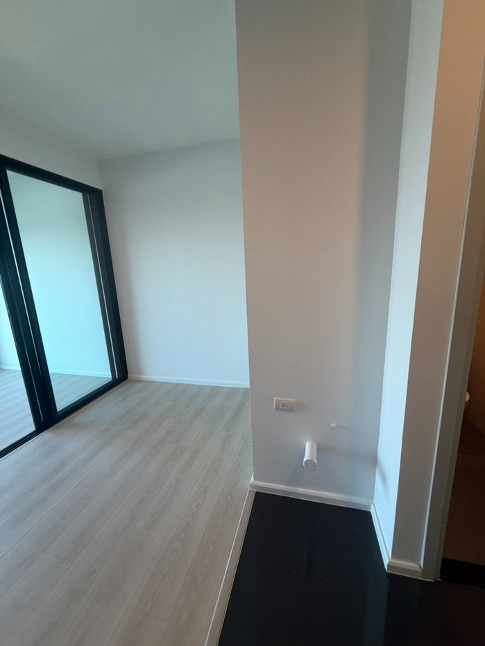 picture Condo for rent A space Mega, next to Ikea - 9/10