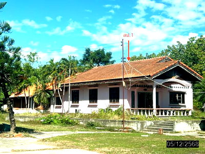 ขายบ้านเดี่ยว : บ้านเดี่ยว 9959 ตร.วา ไพรบึง ศรีสะเกษ 4.3M
