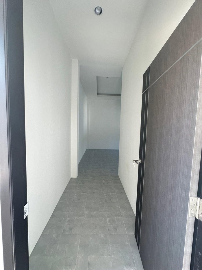 รูป ขายบ้านเดี่ยว 4 ห้องนอน อยู่ ใกล้สะพานไทย-ลาว 1.5 กม. ของแถมกว่า 125,000 บาท เมืองหนองคาย - รูปที่ 11/27