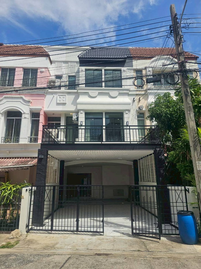 รูป ทาวน์โฮม 3 ชั้น ให้เช่าบ้านกลางเมือง บริติซทาวน์ ศรีนครินทร์  (SPSAD4077) - รูปที่ 2/21