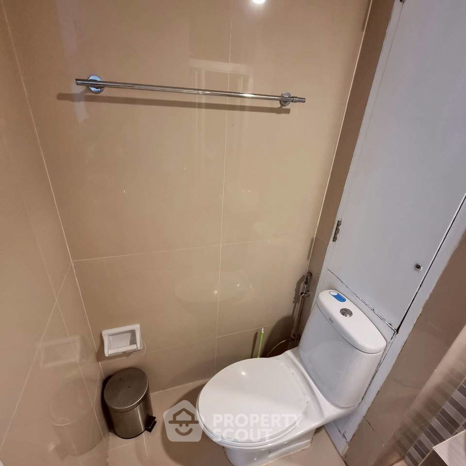 picture 2-BR Condo For Sale, J.W. Boulevard Srivara, Near Phlapphla (ID 3065687) - 32/48