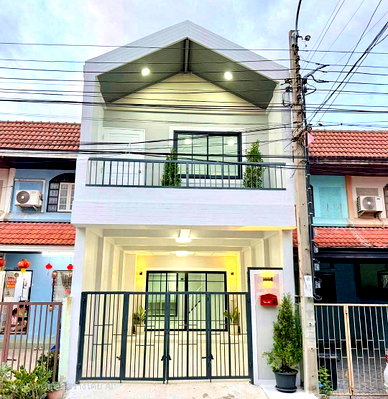ทาวน์โฮม แม็คโคร บางบัวทอง : บ้านสวย 3 ห้องนอน  #หมู่บ้านบัวทอง 2  บางใหญ่  MRT สถานีคลองบางไผ่ อยู่หน้าหมู่บ้าน  ใกล้เซ็นทรัล เวสเกต
