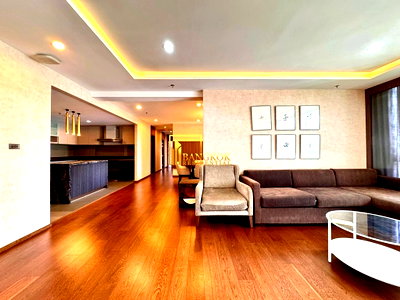 Condos for sale : The Hudson | Very Spacious 4 Bed Luxury Condo in Sathorn - BR12172CD