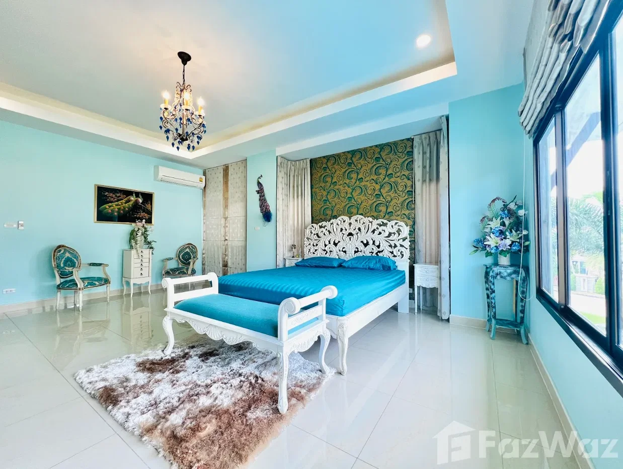 picture Spacious Pool Villa for Sale 1961556 - 26/40
