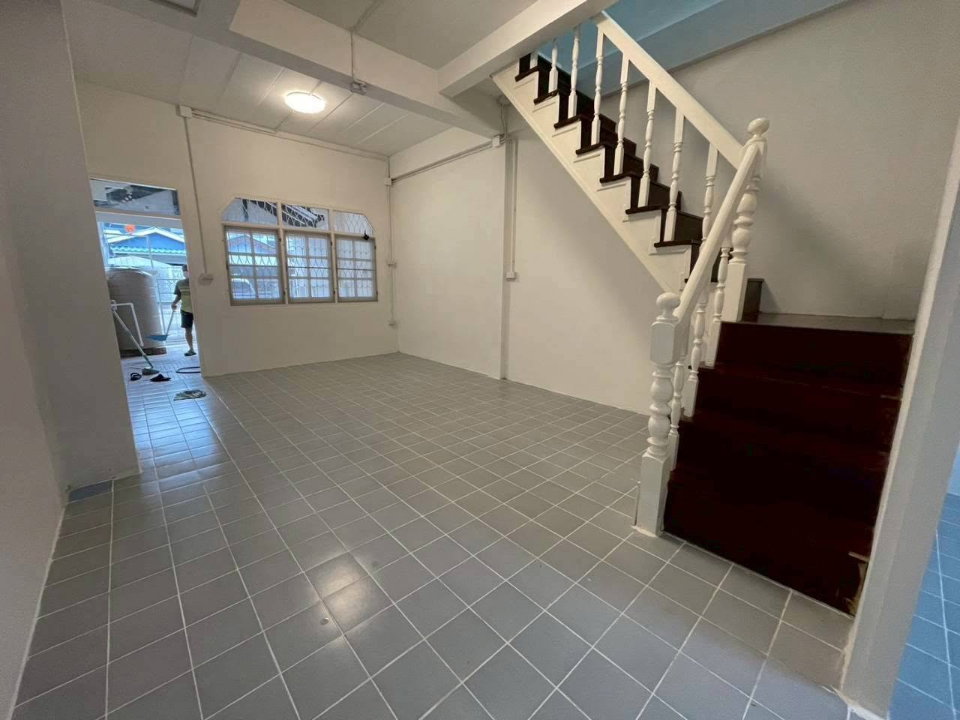 รูป 🔥 ขาย ทาวน์เฮ้าส์ หมู่บ้านพีเอสวิลล่า (PS Villa) | ใกล้ MRT สายสีน้ำเงิน สถานีหลักสอง - รูปที่ 4/9