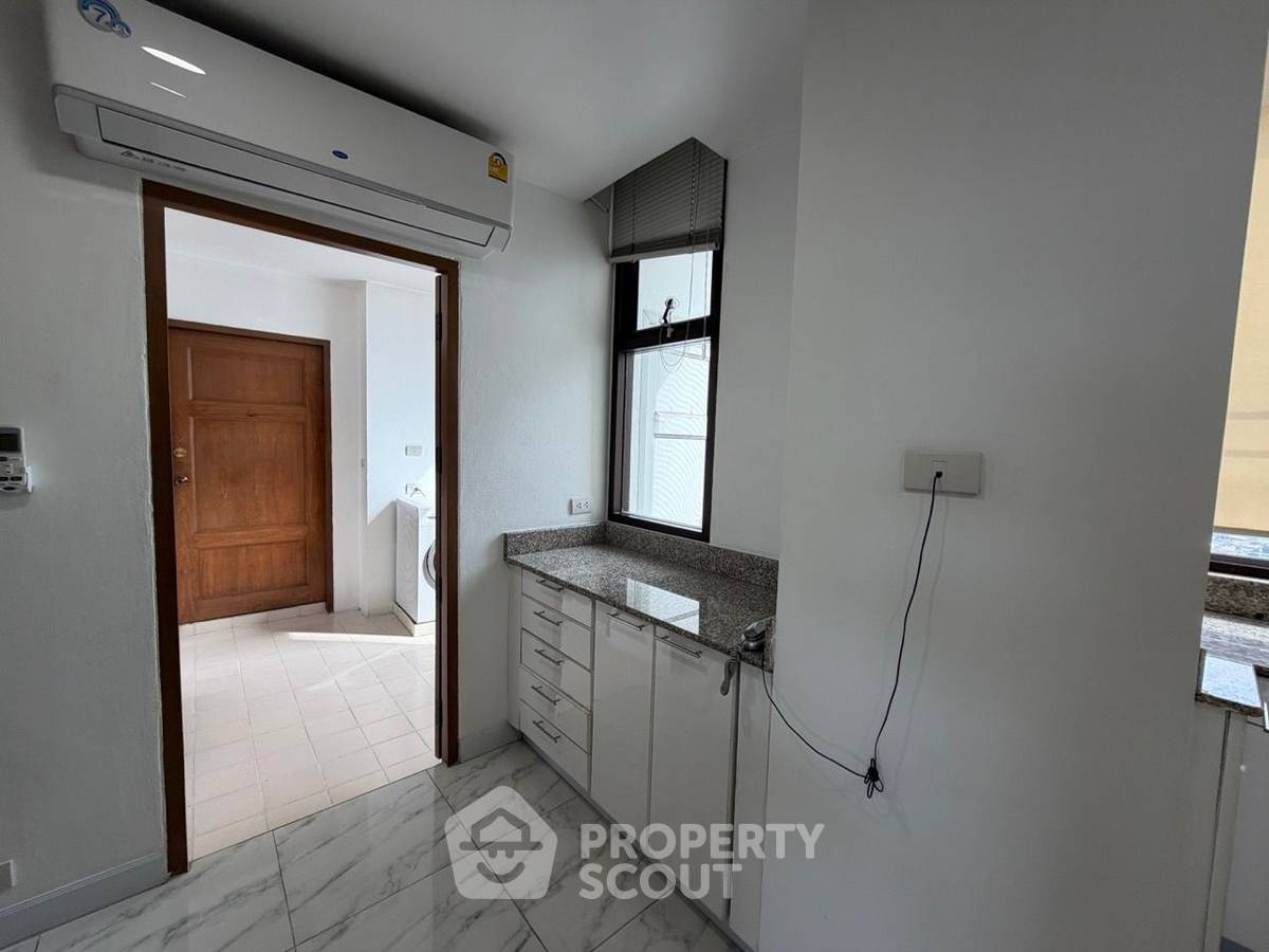 รูป คอนโด 4 ห้องนอน 350 ตร.ม. ชั้น 20 โครงการ Ruamsuk Condominium ใกล้ BTS ทองหล่อ (เลี้ยงสัตว์ได้) (ID 2791682) - รูปที่ 23/50