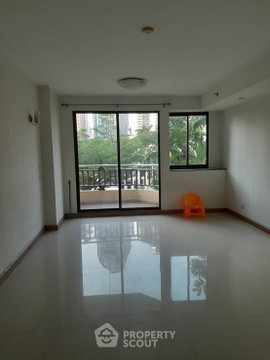 1-BR 40 Sqm Condo At Supalai Oriental Place Sathorn Suanplu | 7th Floor Near MRT Lumphini (ID 2261812)
