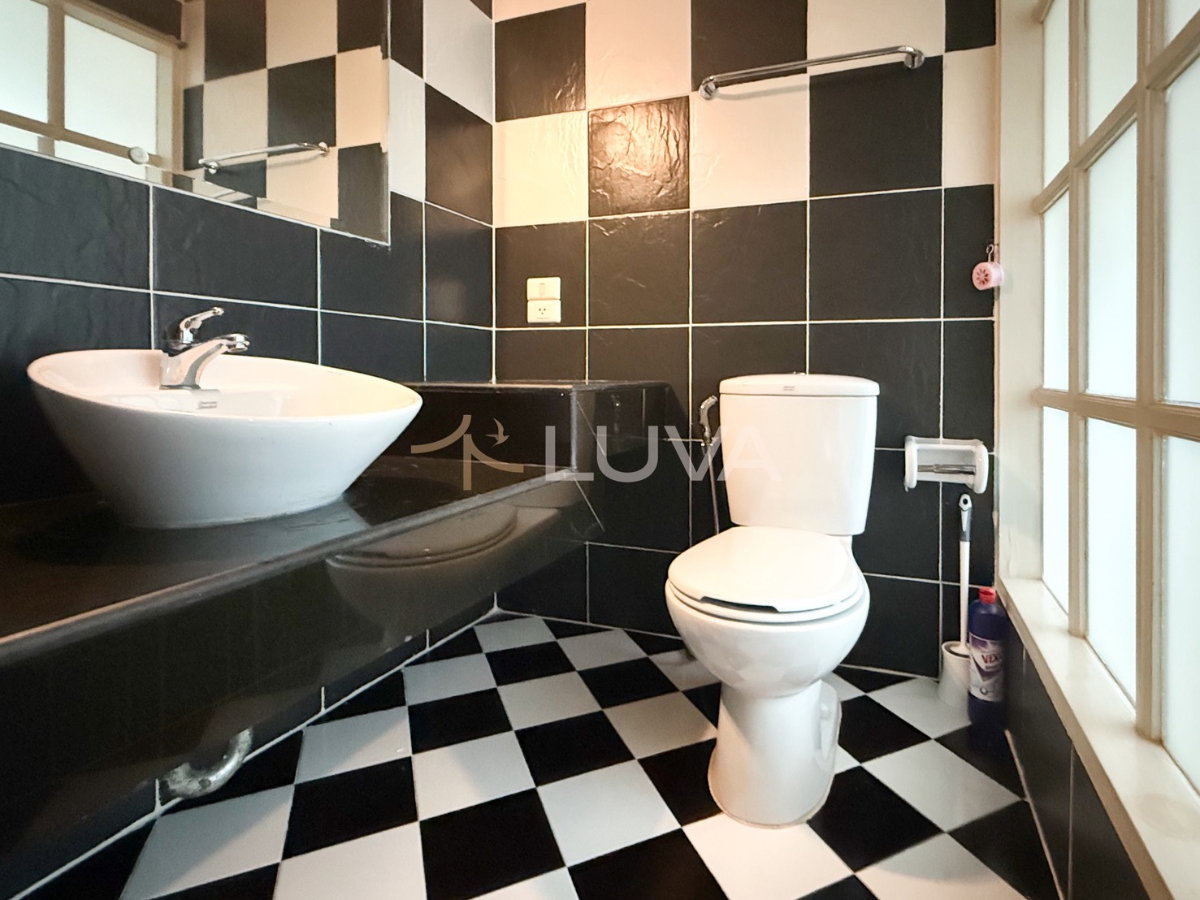 รูป For Rent / ให้เช่า 🪾 แฟนตาเซีย วิลล่า 2 Townhome แต่งสวย Cozy แปลงมุมหน้าสวน/สระว่ายน้ำ หลังใหญ่ เพียง 400 ม.จากสถานี BTS แบริ่ง - รูปที่ 23/24