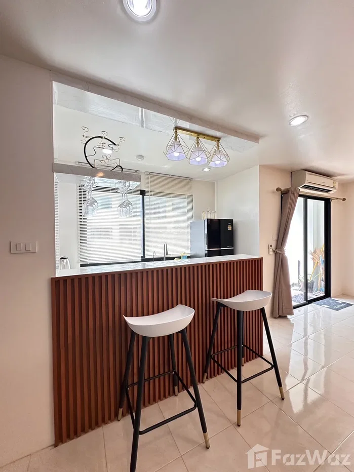 รูป ขาย คอนโด 2 ห้องนอน ในโครงการ รัชภรณ์ เพลส 6564571 - รูปที่ 2/9