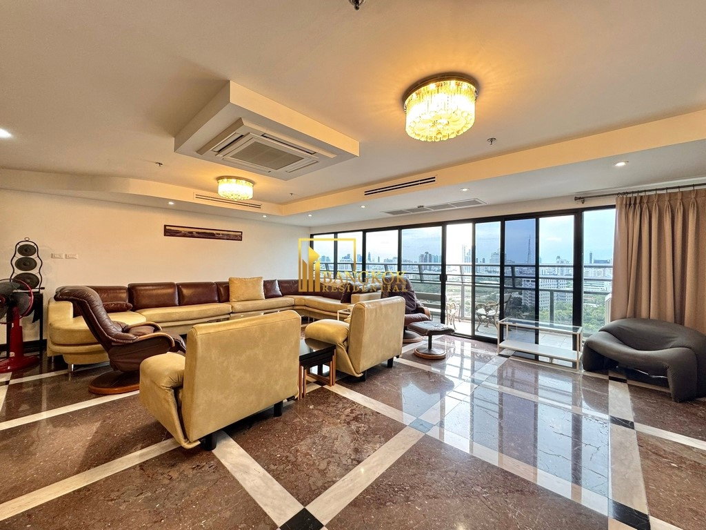 รูป Baan Sathorn | Exceptional 4 Bedroom Penthouse in Prime Area - BR19428CD - รูปที่ 1/39