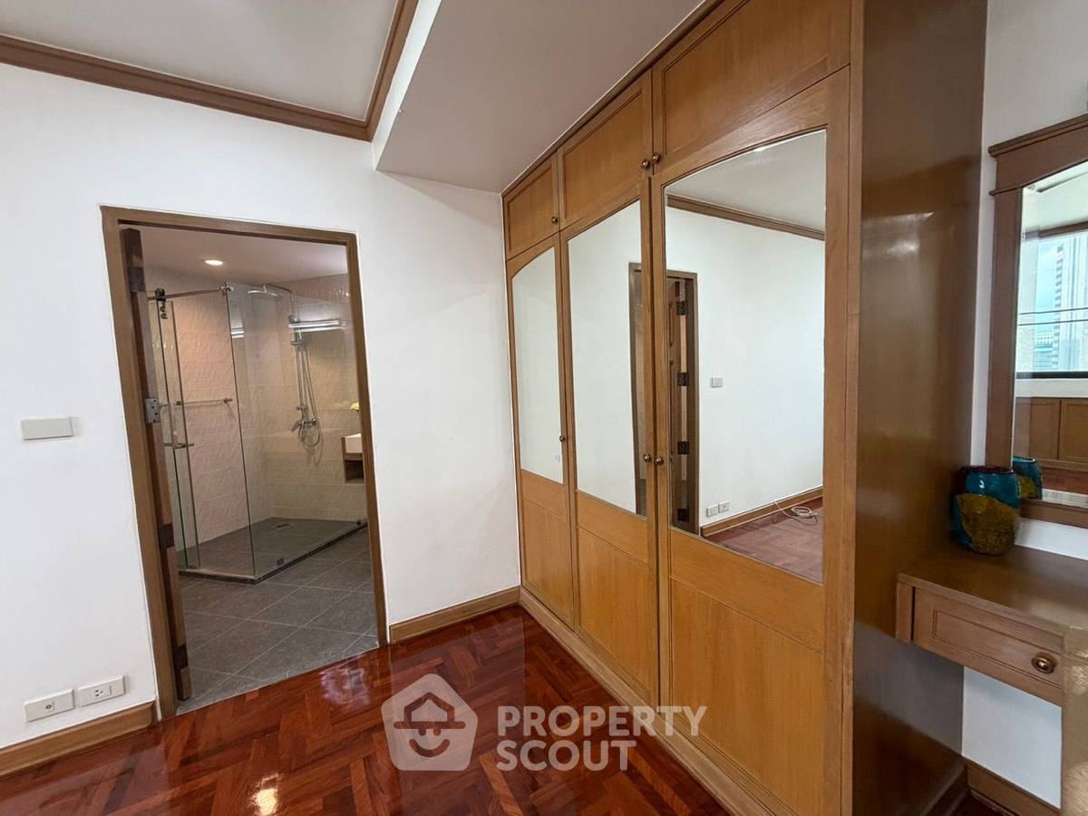 รูป คอนโด 4 ห้องนอน 350 ตร.ม. ชั้น 20 โครงการ Ruamsuk Condominium ใกล้ BTS ทองหล่อ (เลี้ยงสัตว์ได้) (ID 2791682) - รูปที่ 33/50