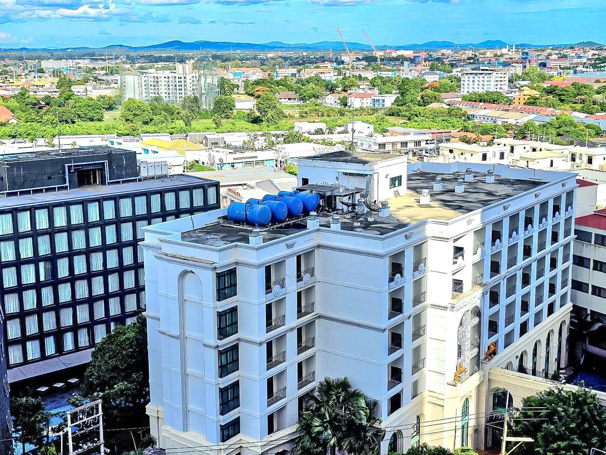 picture Once Pattaya Condo for Rent Studio Fully Furnished - 12/12