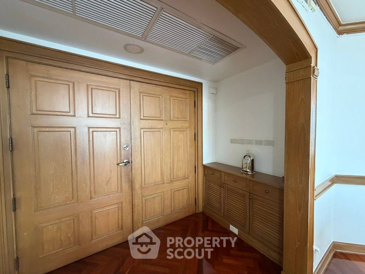 รูป คอนโด 4 ห้องนอน 350 ตร.ม. ชั้น 20 โครงการ Ruamsuk Condominium ใกล้ BTS ทองหล่อ (เลี้ยงสัตว์ได้) (ID 2791682) - รูปที่ 14/50