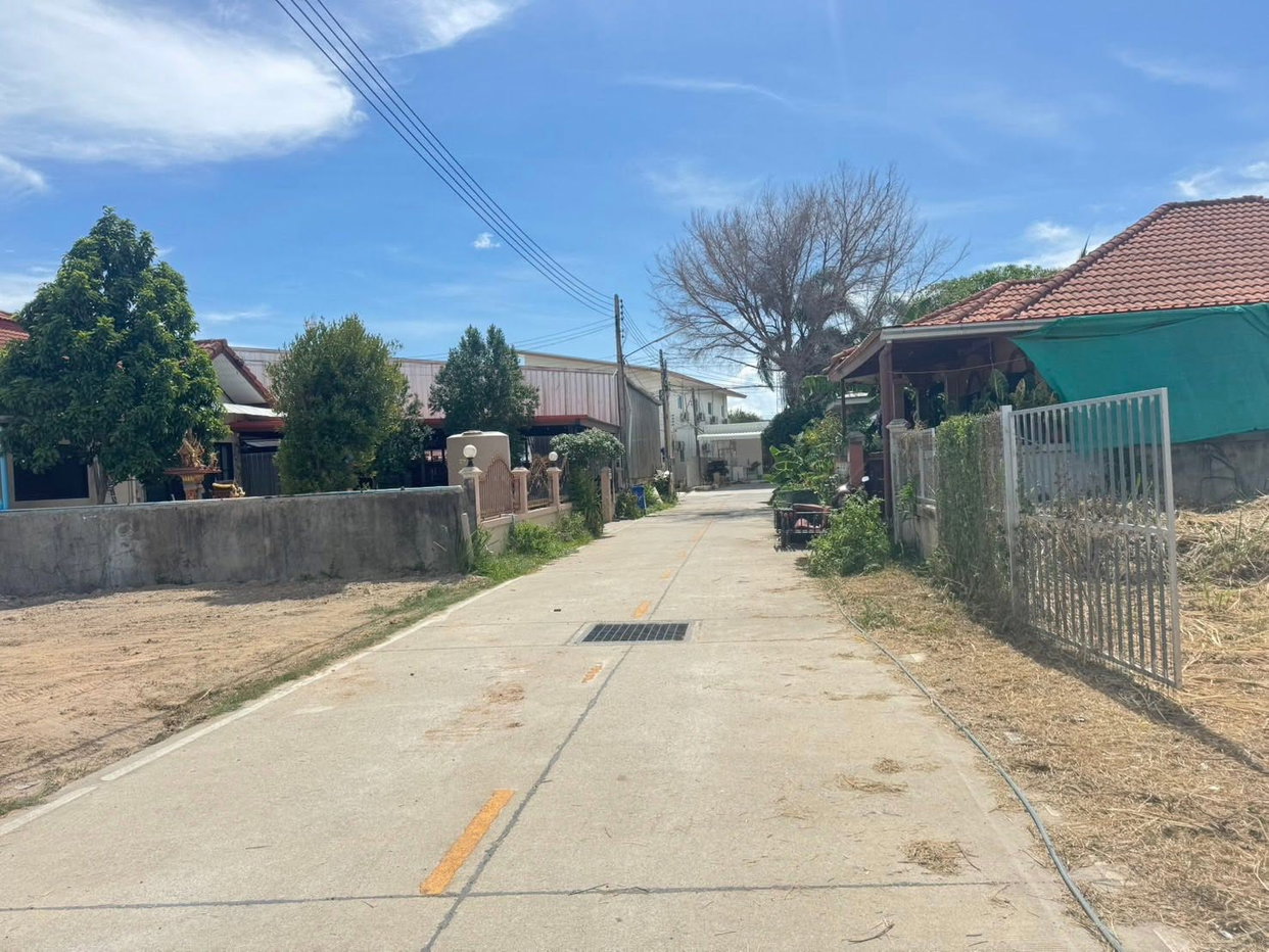 picture Land for Sale Sattahip 100 Sq.wah Filled Plot - 2/3