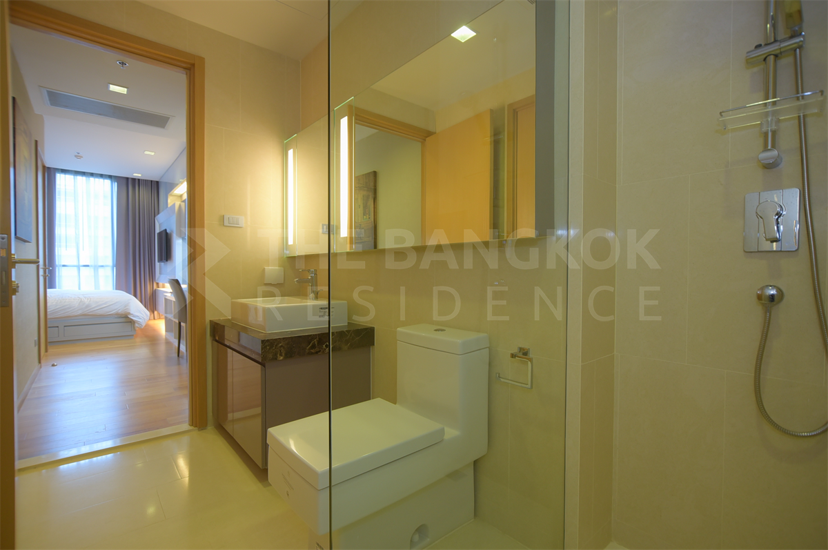 picture Hyde Sukhumvit 13 Condo in CBD, Below Market Price near BTS Asok - 4/10