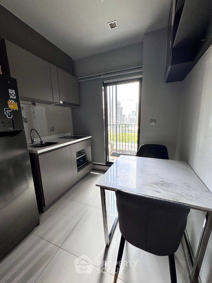 รูป คอนโด 1 ห้องนอน 32 ตร.ม. ชั้น 19 ที่ Life Asoke - Rama 9 ใกล้ MRT พระราม 9 300 ม. (ID 3066174) - รูปที่ 2/8
