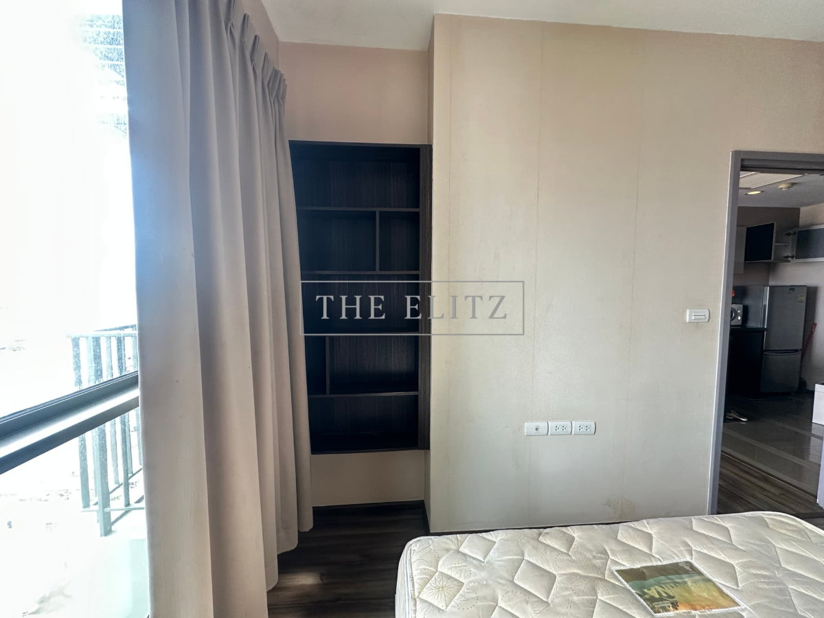 รูป ✨ Immaculate Modern Suite with Exceptional Layout – Prime Sathorn-Taksin Location Ready to Move In ✨ - รูปที่ 13/27