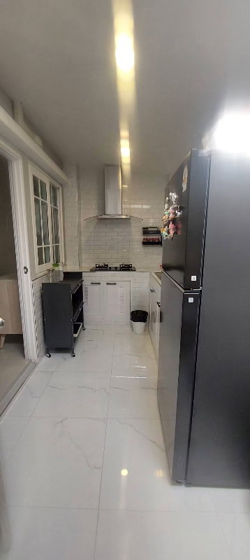 รูป 🏡 ให้เช่าทาวน์โฮม 2 ชั้น ในโครงการหรู พร้อมเฟอร์นิเจอร์ครบชุด ทำเลดีมาก เดินทางสะดวก ใกล้ตลาดทวีโชค ห้างสรรพสินค้า โรงพยาบาล โรงเรียน และอีกมากมาย - รูปที่ 4/12