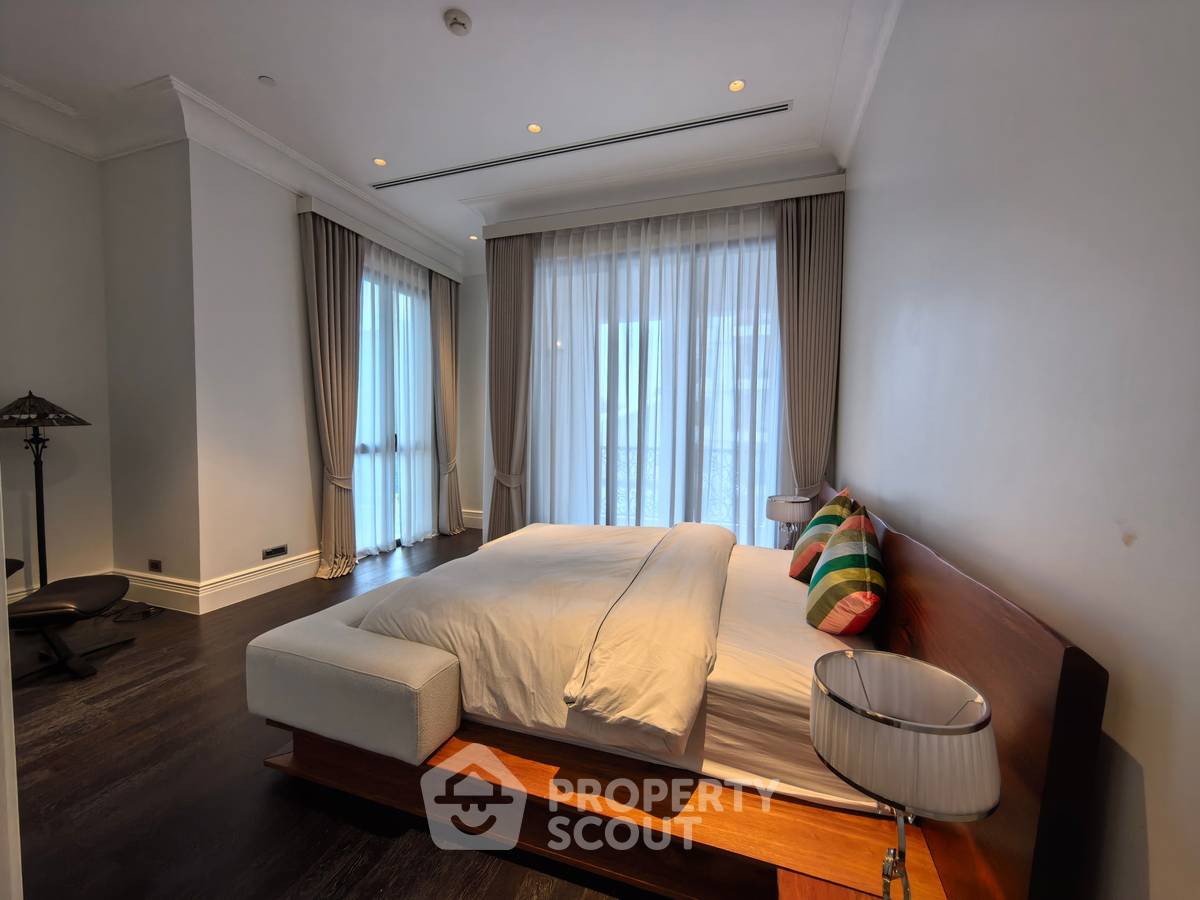 picture 2-BR 136 Sqm Condo At 98 Wireless, 200m to BTS Phloen Chit (ID 3066124) - 3/7
