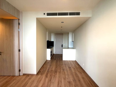 Condos for sale : Noble Form Thonglor for sale, 1 bedroom, empty room, new condition. For people who like to decorate their own rooms The layout is deep and airy.