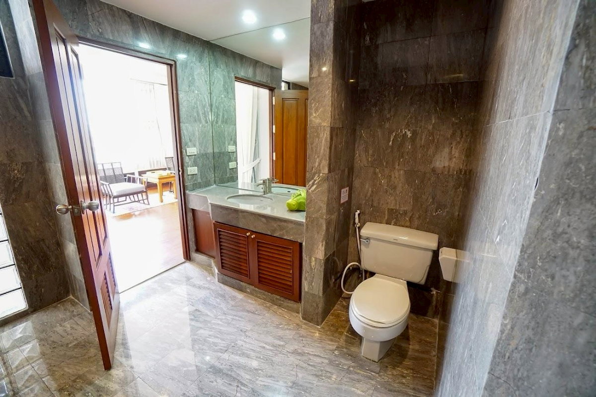 รูป LTHC15908 - Luxury Condo for Rent Phrom Phong | Rain Tree Village | 93,000 THB  - รูปที่ 8/11