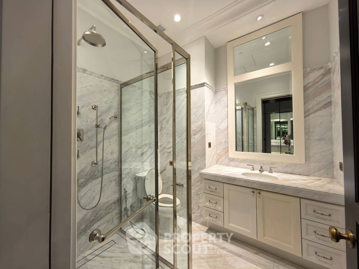 picture 2-BR 136 Sqm Condo At 98 Wireless, 200m to BTS Phloen Chit (ID 3066124) - 6/7