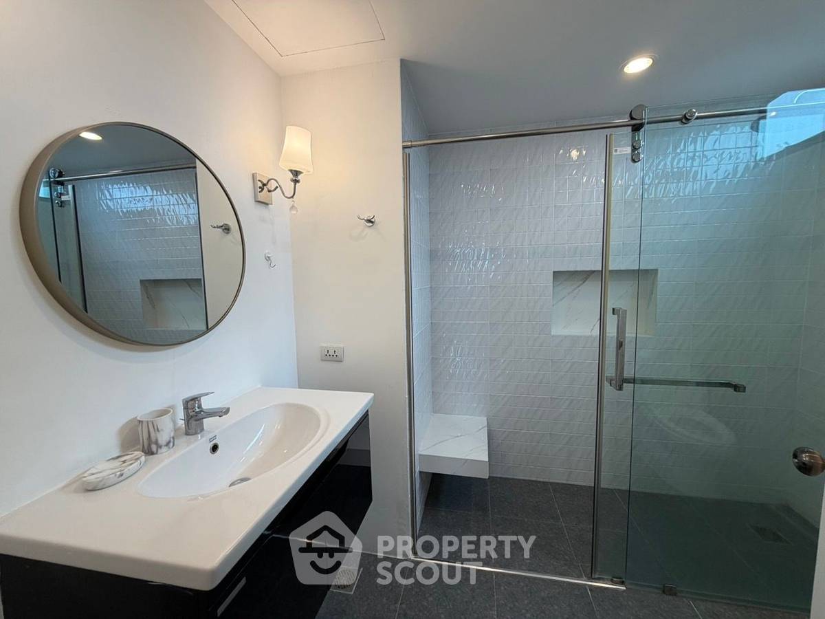 รูป คอนโด 4 ห้องนอน 350 ตร.ม. ชั้น 20 โครงการ Ruamsuk Condominium ใกล้ BTS ทองหล่อ (เลี้ยงสัตว์ได้) (ID 2791682) - รูปที่ 46/50