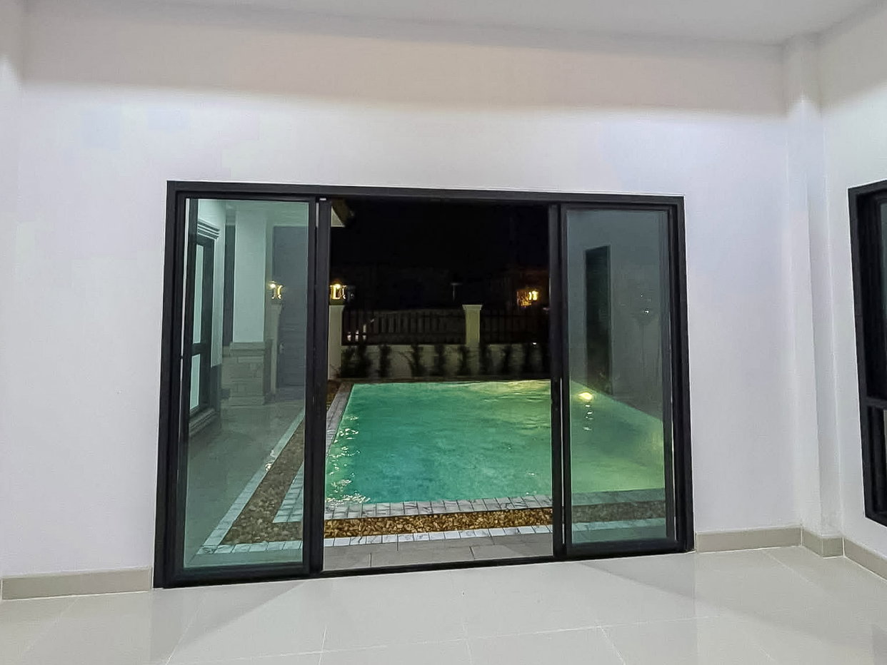 รูป Luxury Pool Villa for Sale Huay Yai Pattaya East Private Pool - รูปที่ 3/10