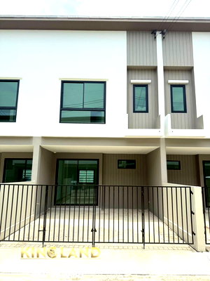 เช่าทาวน์โฮม ปทุมธานี : 🏡 แคนวาส รังสิต–คลอง 7 | บ้านใหม่มือหนึ่ง พร้อมเข้าอยู่!  ✨ ฟีลเหมือนซื้อบ้านใหม่ แต่จ่ายแค่ค่าเช่า! 🔥เช่า  13,000 บาท/เดือน  มี 3 ห้องนอน 3 ห้องน้ำ