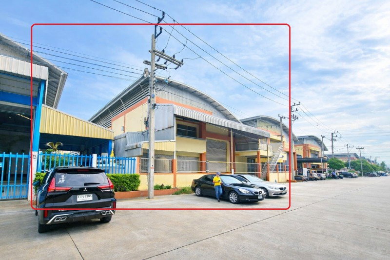 รูป ธรรมศาสตร์ รังสิต รถบรรทุก Trailerเข้าออก ลดราคา 50% พื้นที่สีม่วง โรงงาน 20ห้อง 5 ห้องน้ำ ใกล้โลตัสนวนคร 900 ม. 250 ตร.ว.1,500 ตร.ม. - รูปที่ 1/8
