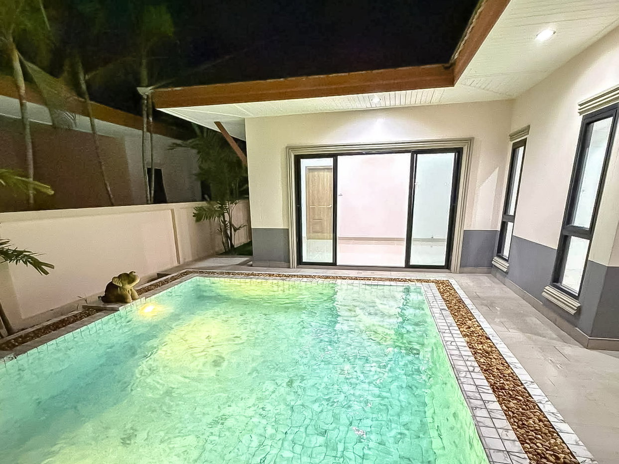 รูป Luxury Pool Villa for Sale Huay Yai Pattaya East Private Pool - รูปที่ 9/10