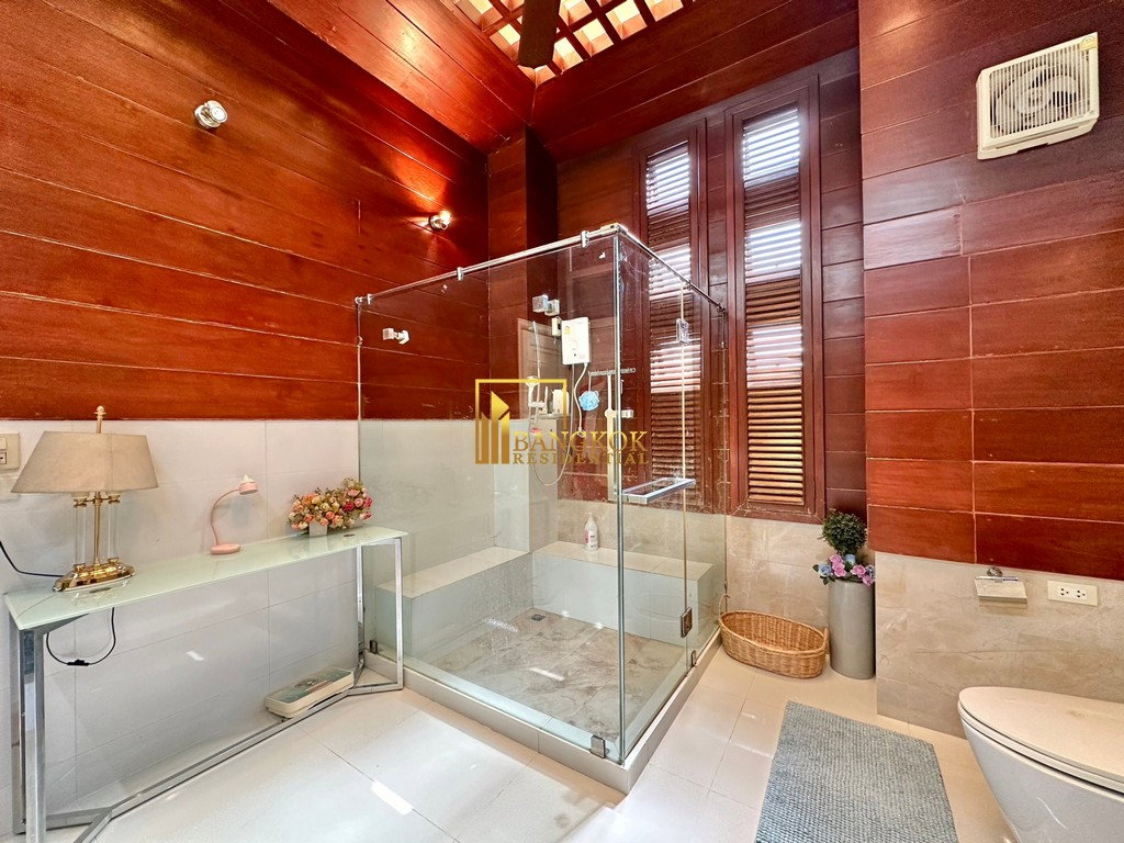 picture Premier Condo | Expansive 4 Bedroom Duplex Condo For Sale - BR18229CD - 29/56