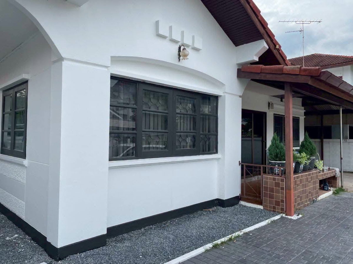 รูป ขาย บ้านทำเลทองในโคราช หมู่บ้านเทพธานี ขายเพียง 1.8 ล้านบาทเท่านั้น - รูปที่ 1/13