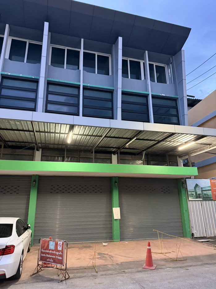 picture For Rent ð 3.5-Storey Commercial Office Building | 6 Connected Units - 1/4