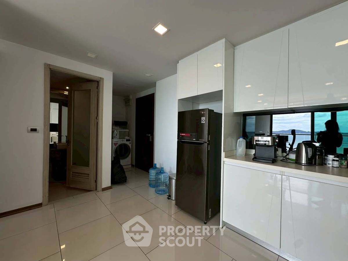 รูป คอนโด 2 ห้องนอน ขาย The Peak Towers ชั้น 16 พื้นที่ 92 ตร.ม. (ID 3066343) - รูปที่ 3/12