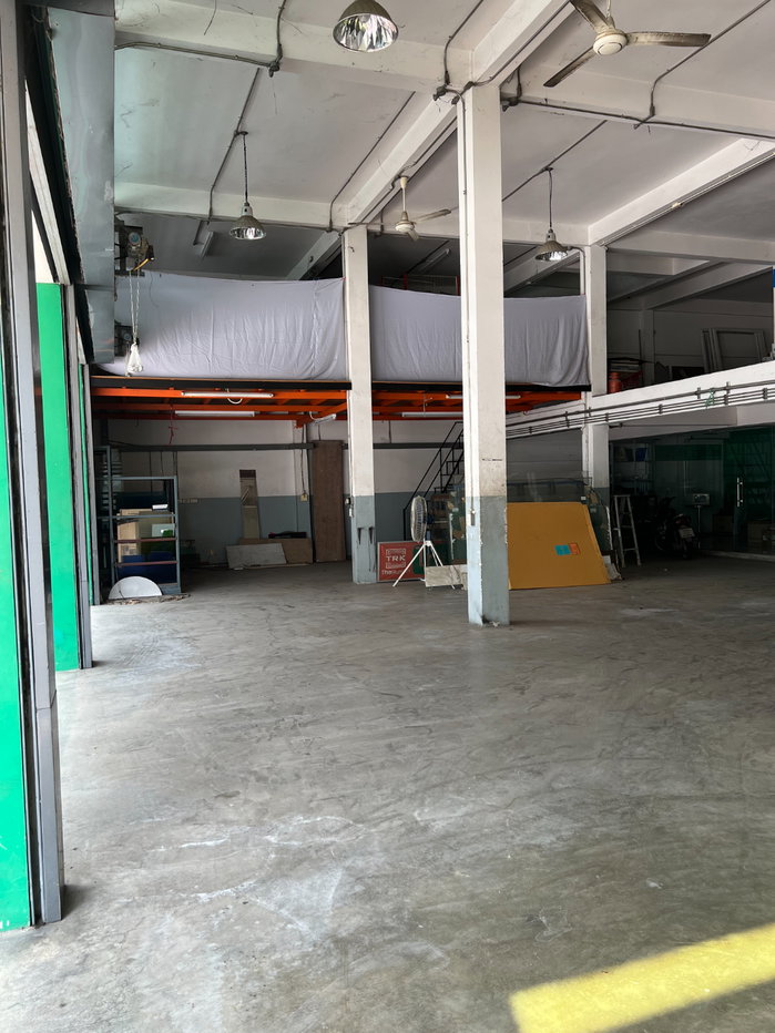 picture For Rent ð 3.5-Storey Commercial Office Building | 6 Connected Units - 4/4