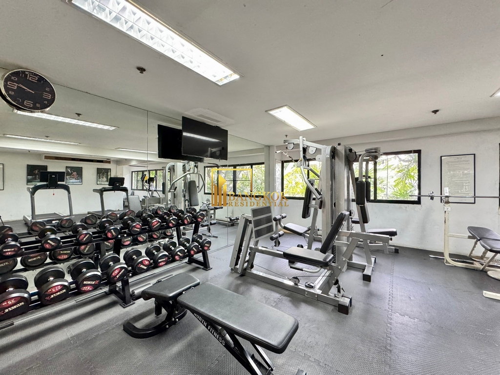 รูป Baan Sathorn | Exceptional 4 Bedroom Penthouse in Prime Area - BR19428CD - รูปที่ 30/39