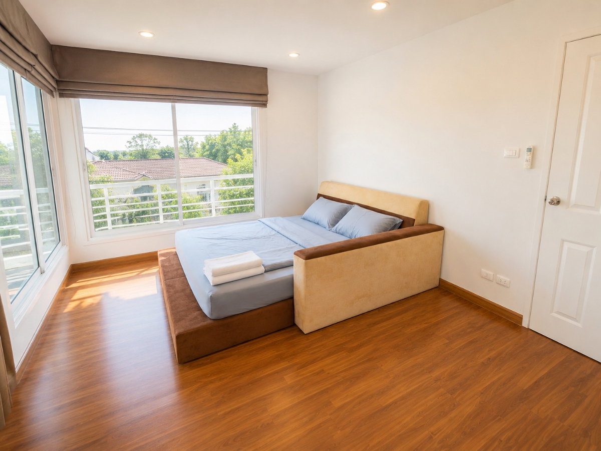 รูป 🏡 บ้านเดี่ยวหลังใหญ่สุดในโครงการ! หลังมุม พร้อมสระว่ายน้ำ + สไลเดอร์+ สระว่ายน้ำส่วนตัว หมู่บ้านอารียาโคโม่ ลาดกระบัง (ใกล้สนามบินสุวรรณภูมิ) - รูปที่ 9/21